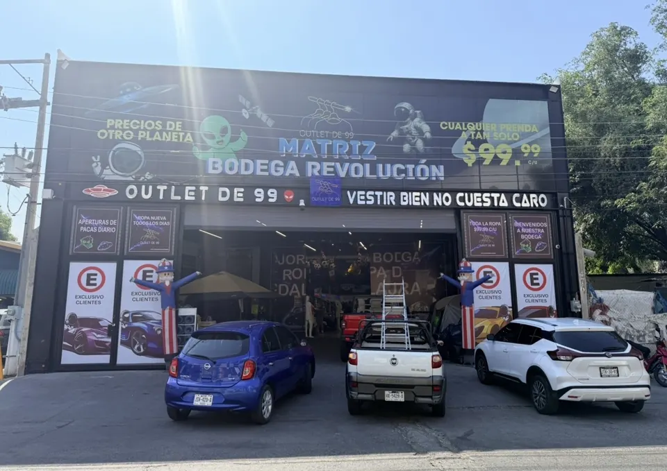 Fachada de Outlet de 99 Carlos Fuero 476